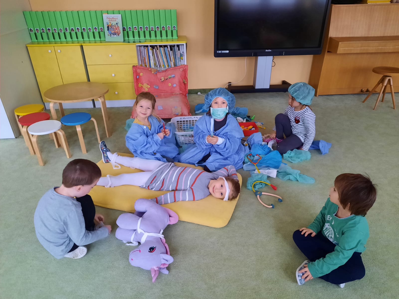 obrázek zpráva Děti si hrají na zdravotníky