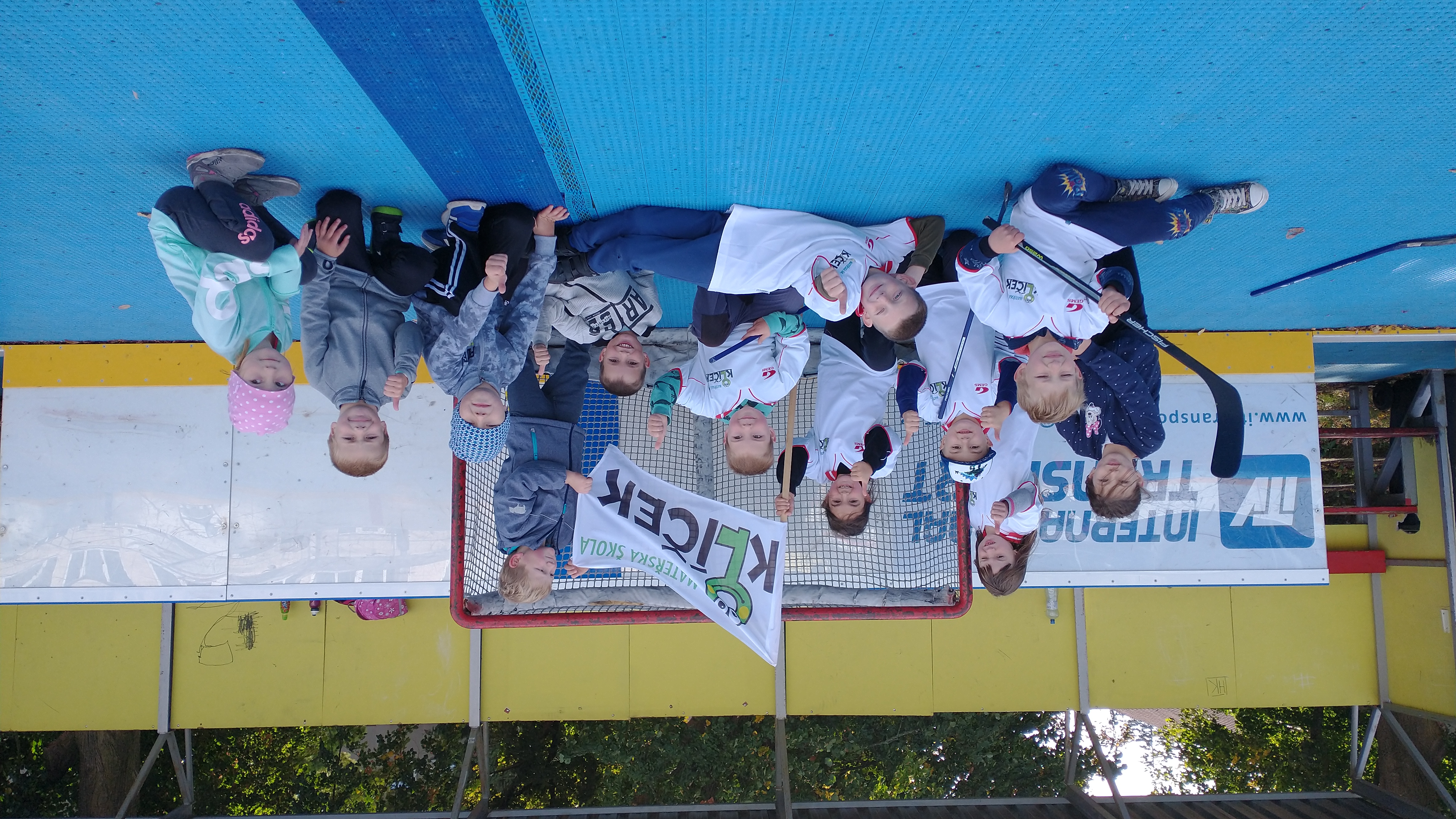 obrázek zpráva Hokejbalisté vybojovali zlaté a stříbrné medaile