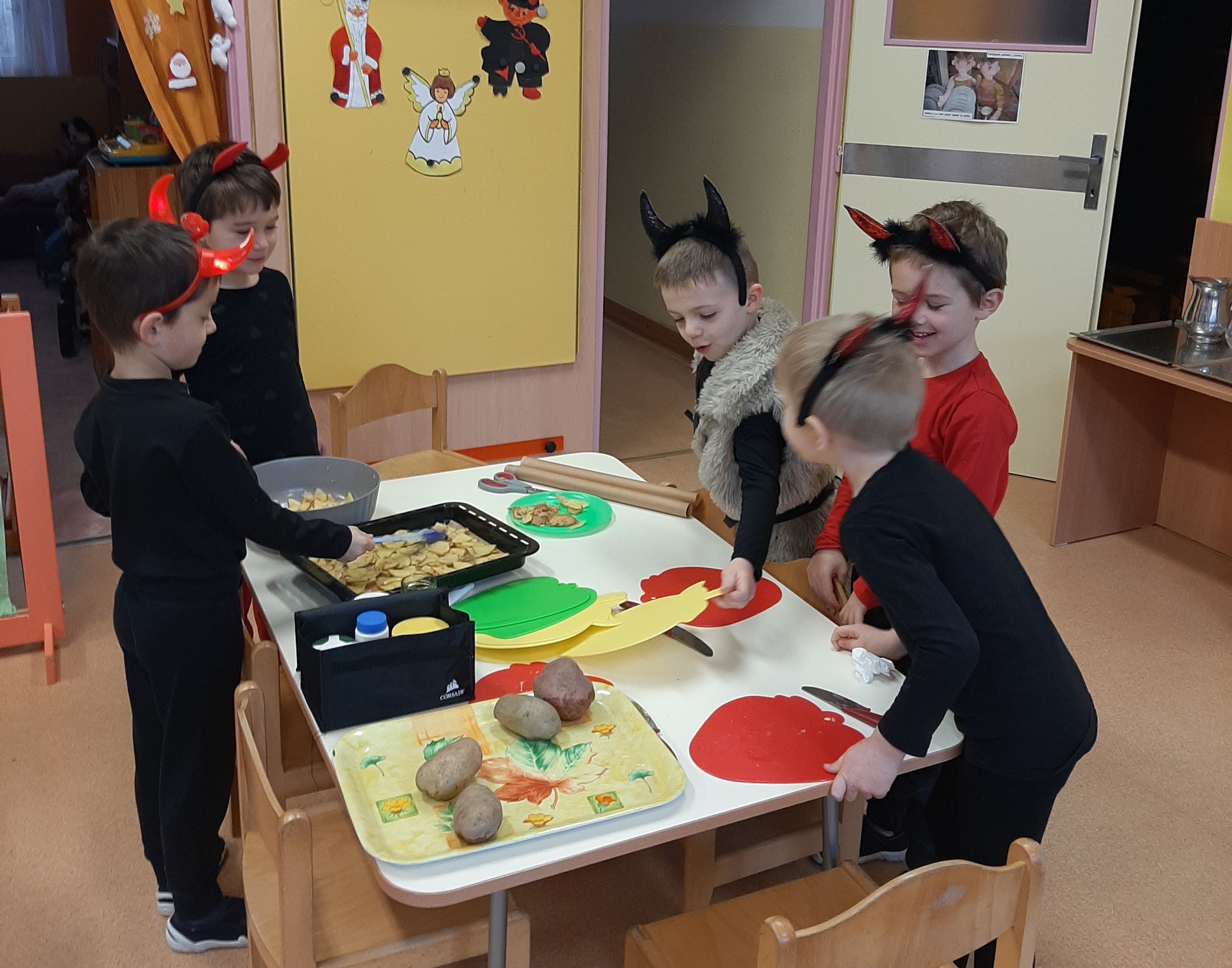 obrázek zpráva Děti zjistily, že i čert má mlsný jazýček