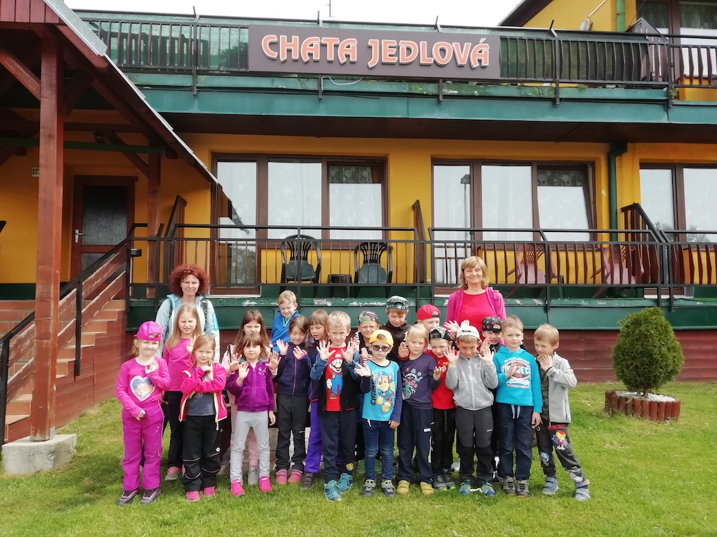 obrázek zpráva 1 den školy v přírodě