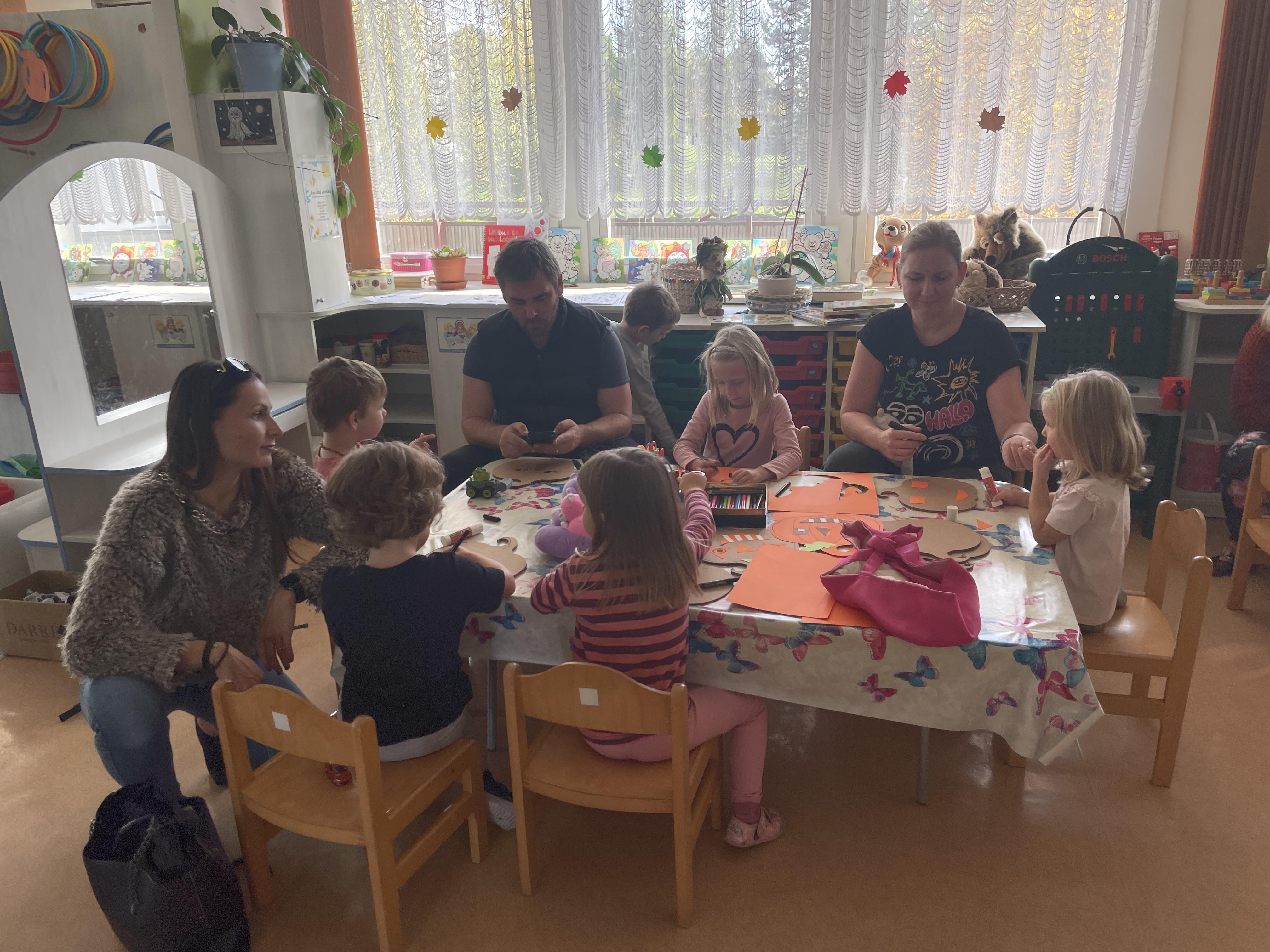 obrázek zpráva Mámo, táto, pojď si hrát!